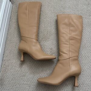 Dolce vita boots - like new